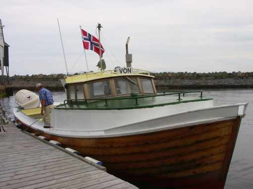 Runde rondvaartboot